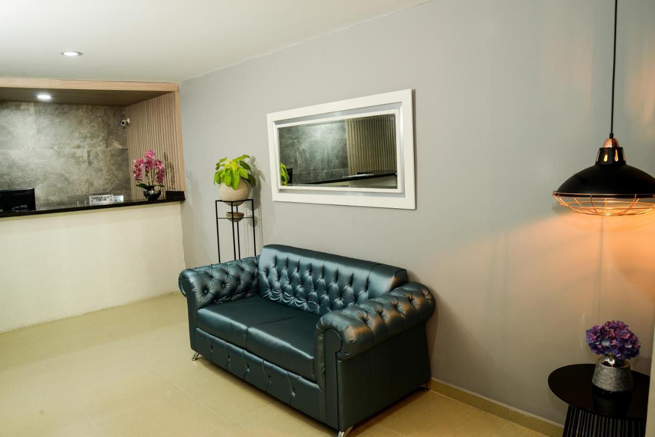 Hotel Quinta De Cabecera Bucaramanga Bagian luar foto